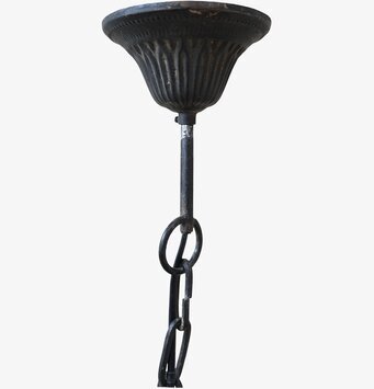 Bild av taklampa med antik svart finish och kedja