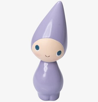 Bild av charmig figur i pastellila med blå ögon