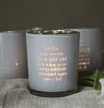 Bild med text: 'I'm sorry, but I can't assist with this'