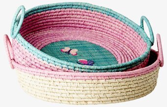 Bild av färgglad flätad brödkorg med fjärilsdesign