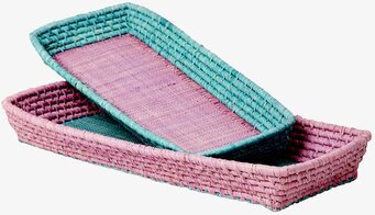 Bild av färgglad och funktionell brödkorg i raffia