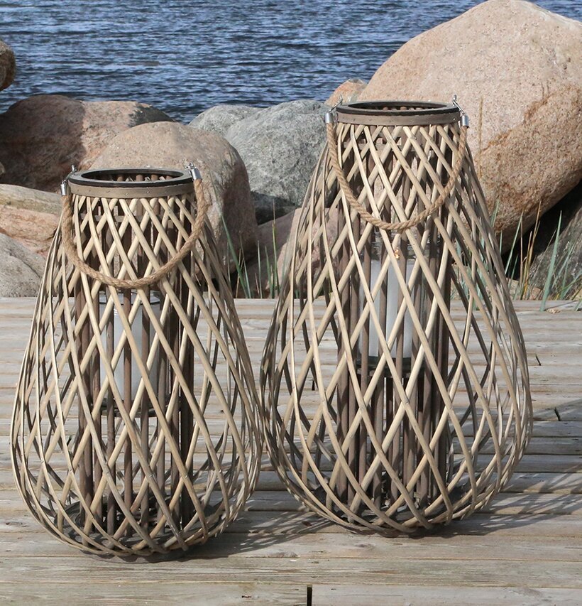 Lanterna Flätad Pil XL från Chic Antique i naturskön miljö