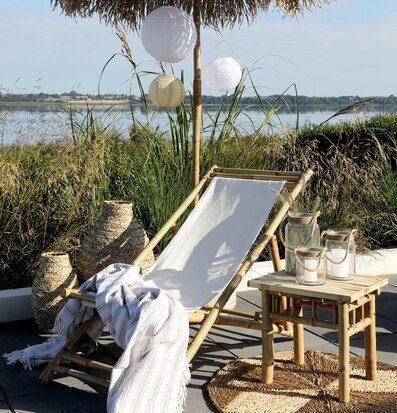 Bild av harmonisk utomhusmiljö med naturlig skönhet