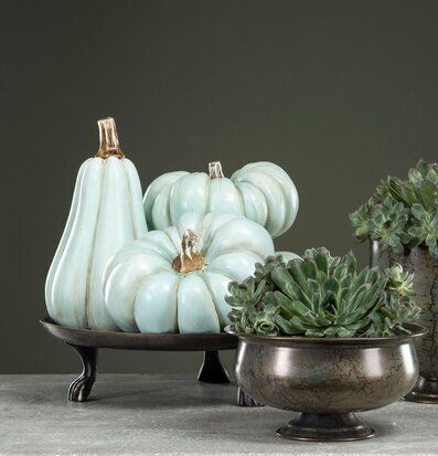 Bild av stilrent arrangemang med eleganta detaljer