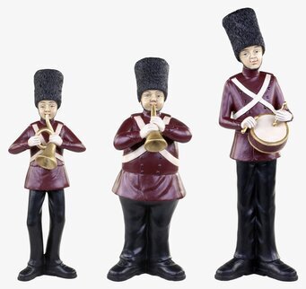 Foto av tre orkestermedlemmar i nostalgiska uniformer