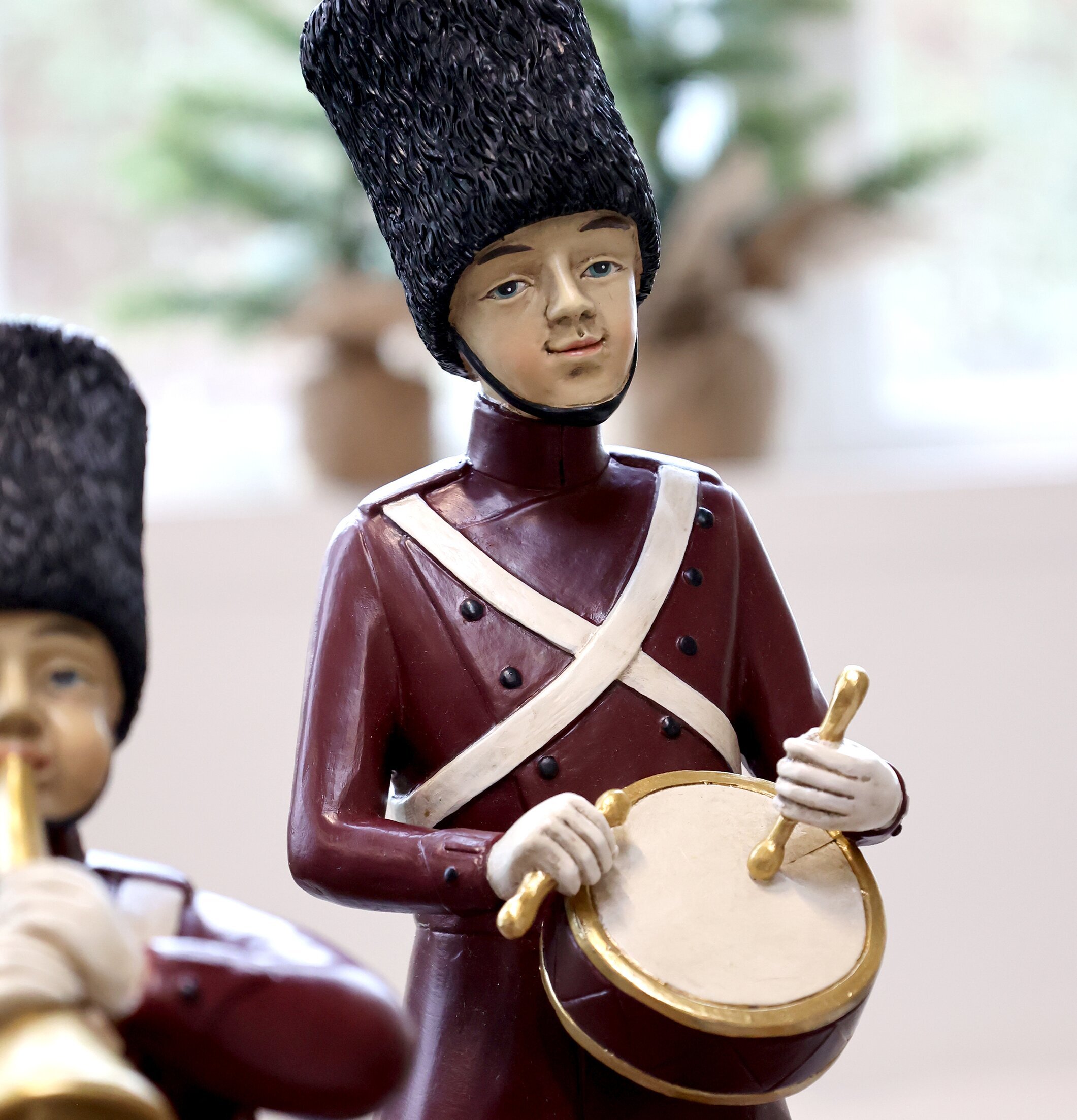 Orkester Vintage Antique Cherry från Chic Antique i uniform