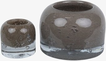 Bild av eleganta ljuskoppar i jordnära taupe nyans