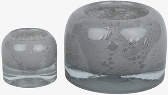 Bild av två ljuskoppar i nordisk minimalistisk stil