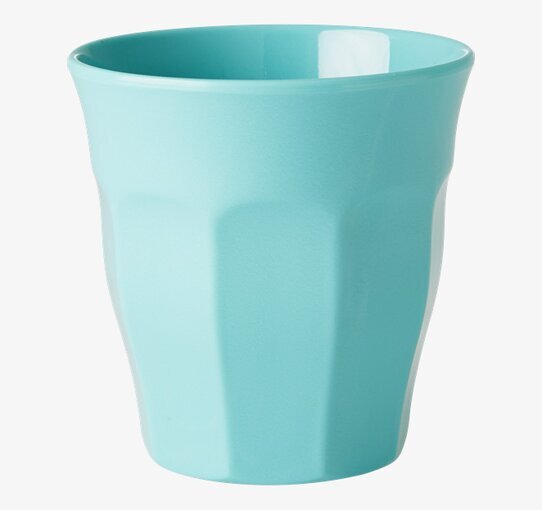 Bild av en stilren blå mugg med harmonisk design