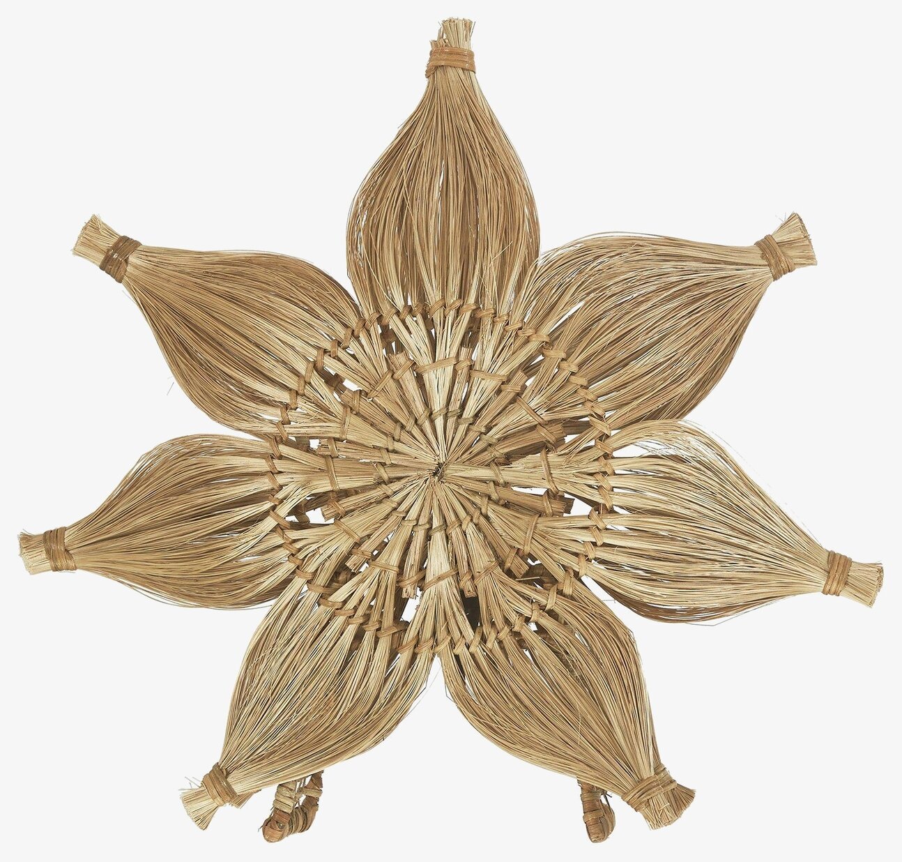 Bordstjärna Agnes 47cm från PR Home med sex spetsar