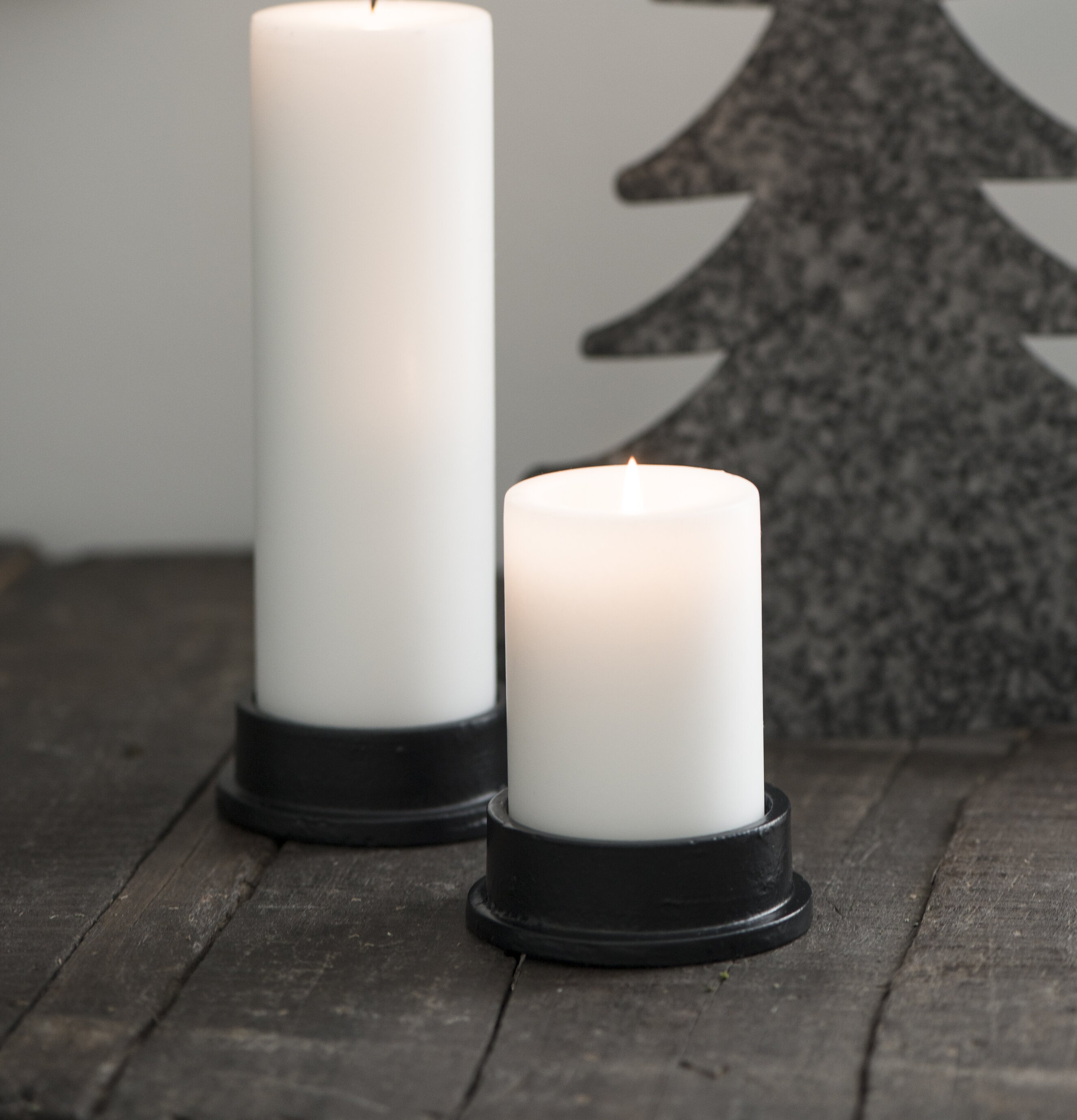 Ljusstake Svart Blockljus från IB Laursen med tända ljus