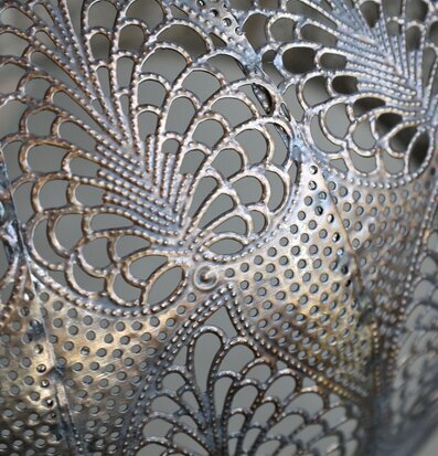 Bild av sofistikerad taklampa med antik bronsfinish