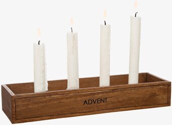 Bild av stilren adventsljusstake i rustikt trä