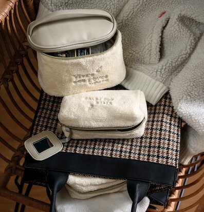 Bild av elegant och rustik stil med praktiska detaljer