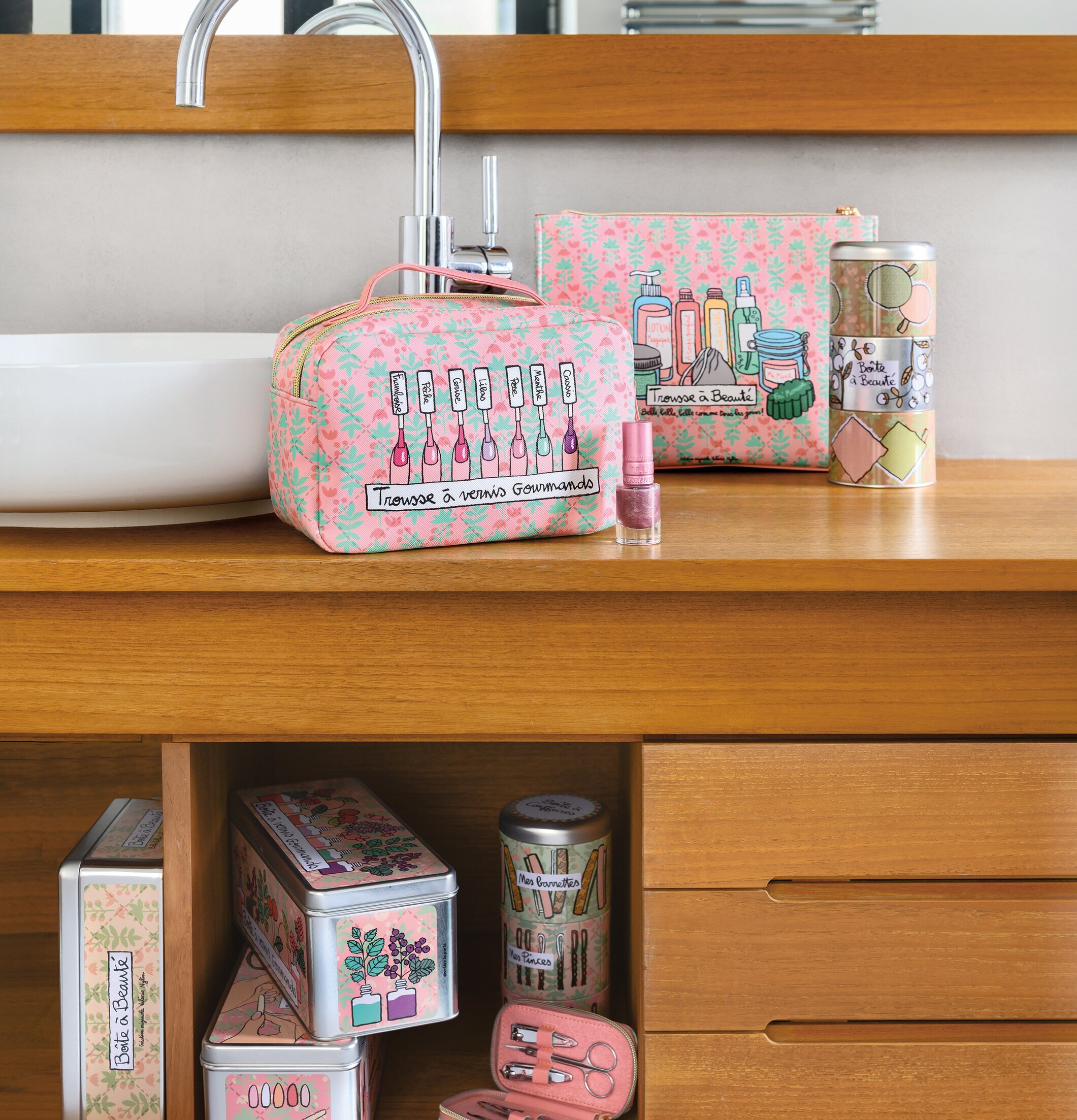 Plåtburk Skönhet från Derriére la porte med färgglada motiv