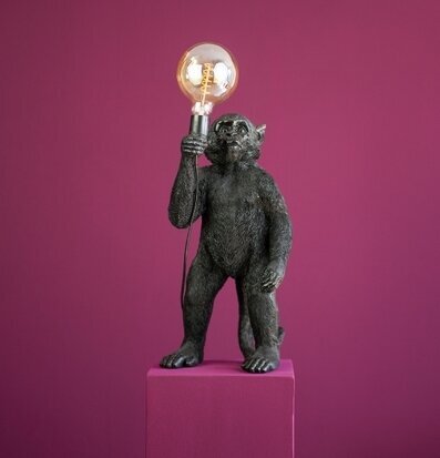 Bild av unik och fantasifull golvlampa i hemmet