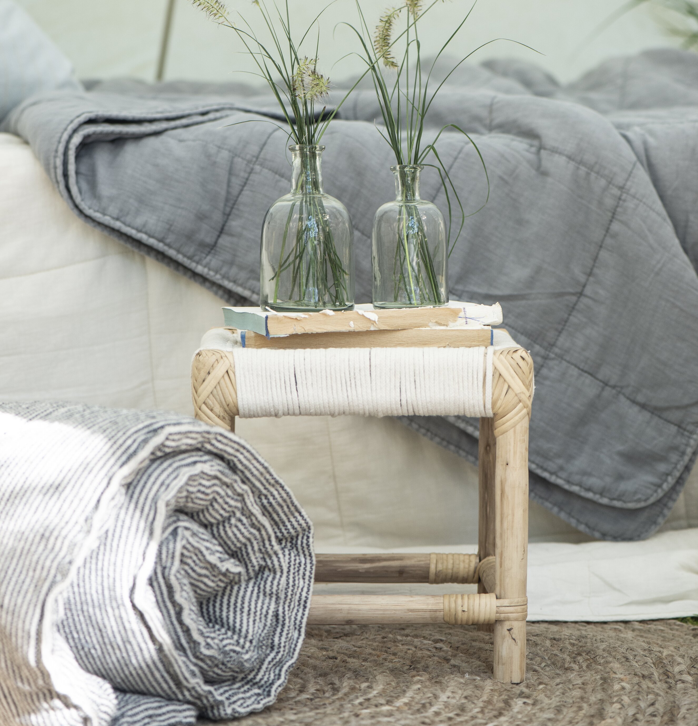 Pall Med Handflätad Sits från IB Laursen i mysig miljö