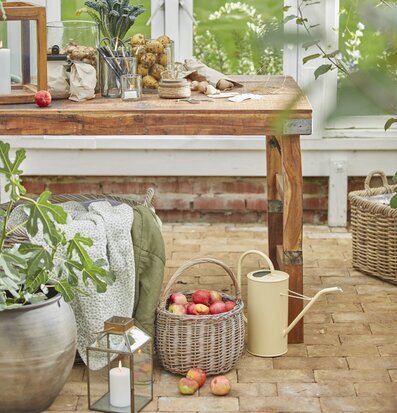 Foto av mysig och naturlig heminredning med detaljer