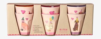 Bild av lekfulla och hållbara djurmuggar i pastell