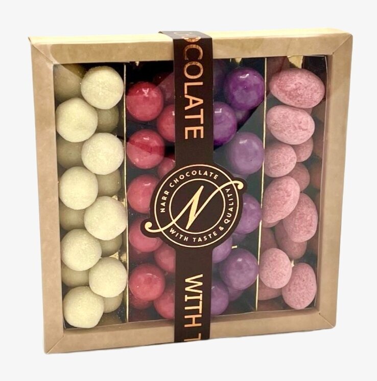 Ask Fyra Smaker från Narr Chocolate med fyra olika kulor