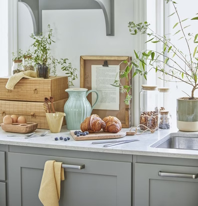 Bild av stilrent kök med modern och rustik design