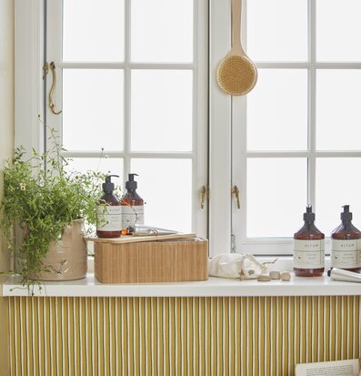 Bild av harmonisk inredning med naturliga element