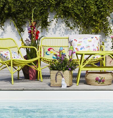 Bild av färgglad och avslappnande utomhusmiljö