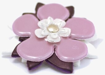 Bild av dekorativ reflexbrosch med stilfull design