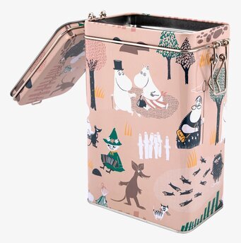 Bild av rosa kaffeburk med Mumin skogsutflykt motiv