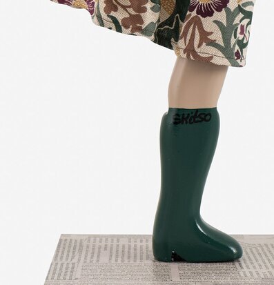 Bild av detaljerad bordslampa med färgstarkt mönster