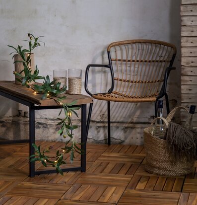 Bild av harmonisk interiör med naturliga element