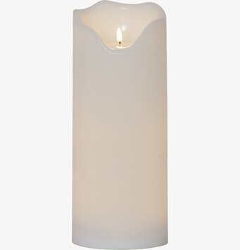 Bild av stort LED-blockljus med fladdrande låga