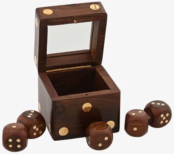 Bild av elegant tärningslåda i trä med gulddetaljer