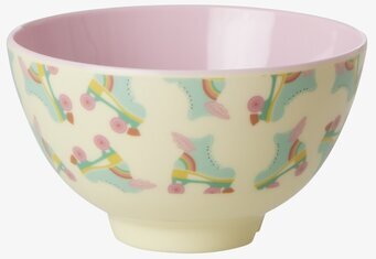 Bild av färgglad skål med rullskridskomotiv