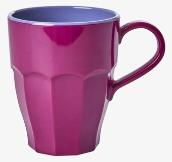 Bild av färgglad och hållbar melaminmugg för vardagen