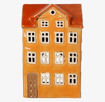 Bild av dekorativ ljuslykta i form av ett litet hus