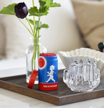 Bild av stilfullt arrangerade heminredningsdetaljer