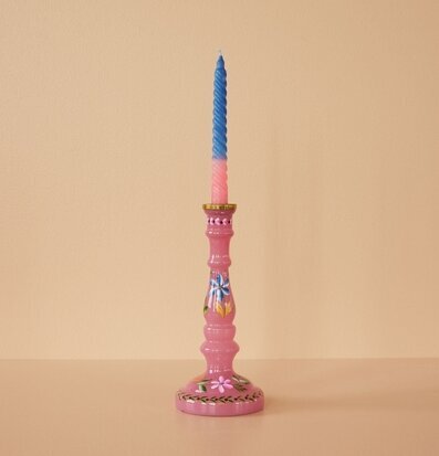 Bild av färgglad ljusstake med handmålade blommor