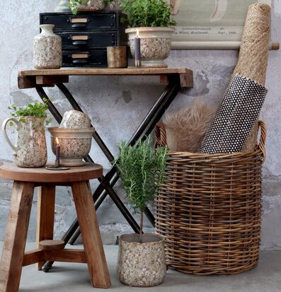 Bild av rustik inredning med naturliga detaljer