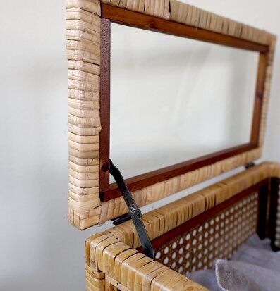 Bild av elegant förvaringslösning i flätad rotting