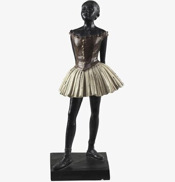 Bild av stilren skulptur av dansös i klassisk stil