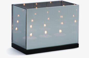 Foto av elegant ljusbox med reflekterande design
