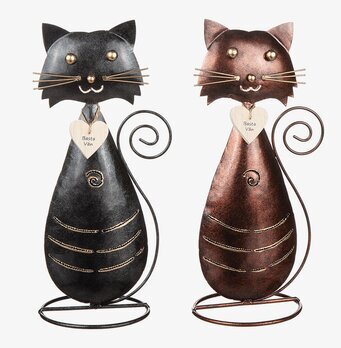 Bild av stiliserade metallkatter med unik design