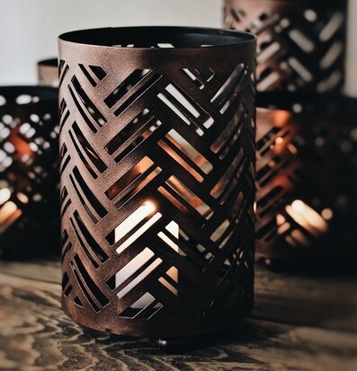 Bild av vacker lykta med geometriskt mönster