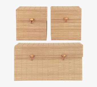 Bild av tre naturliga bambulådor för stilren förvaring