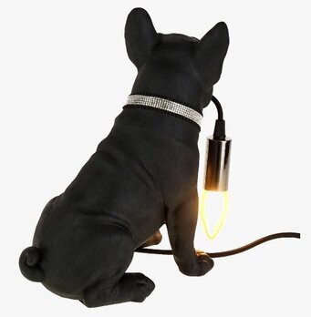 Bild av kreativ bordslampa i form av en hund