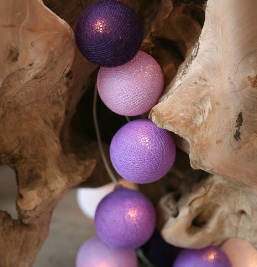 Ljusslinga Happy Lights - Trinidad från Happy Lights mot trä