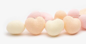 Bild av ljusslinga i pastellfärger för heminredning