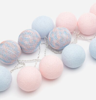 Bild av ljusslinga i pastellfärger för heminredning