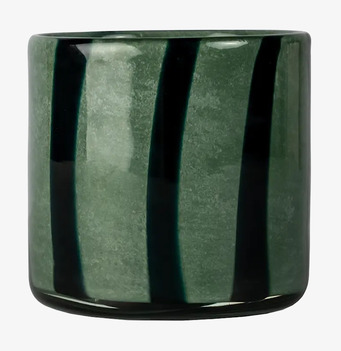 Foto av elegant ljuslykta i djup grön nyans